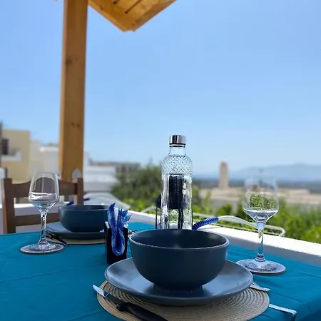 Blue Pearl Apartment *
